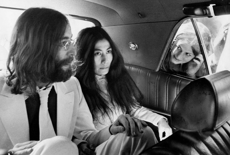 Фотографии John Lennon и Yoko Оnо 1969-го года. 
