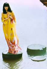 Hiroko Matsumoto by Antony Armstrong-Jones (1972)
