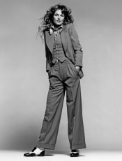 Jean Shrimpton by Clive Arrowsmith (1971)