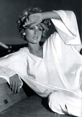Jean Shrimpton by Richard Avedon (1967)