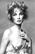 Jean Shrimpton by Richard Avedon (1968)