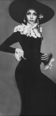 Twiggy by Richard Avedon (1967)