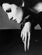 Benedetta Barzini by Richard Avedon (1966)