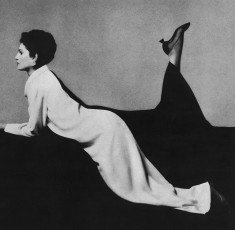 Benedetta Barzini by Richard Avedon (1966)