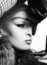 Nena von Schlebrugge by Richard Avedon (1962)
