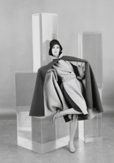 Simone d’Aillencourt by Richard Avedon (1960)