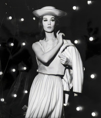 Simone d'Aillencourt by Guy Bourdin (1960)