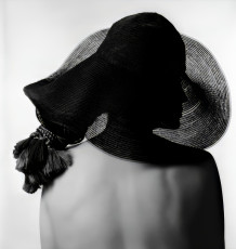 Beverly Johnson by Jean-Jacques Bugat (1960)