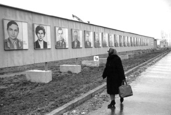 Moscow, Leningradsky Prospekt by Henri Cartier-Bresson (1972)