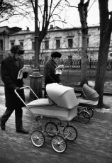 Moscow, Avenue Gogol. Sunday morning by Henri Cartier-Bresson (1972)