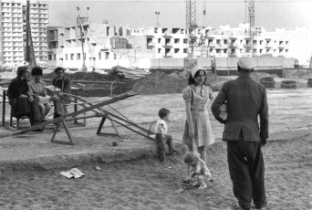 Naberezhnye Chelny by Henri Cartier-Bresson (1973)