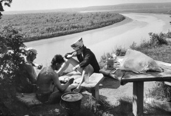 Naberezhnye Chelny. Celebration at the petrochemical plant by Henri Cartier-Bresson (1973)