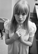 Marianne Faithfull by Roger Crump (1964)