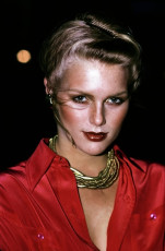 Patti Hansen by Arthur Elgort (1976)
