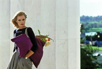 Patti Hansen by Arthur Elgort (1976)