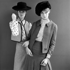 Jean Shrimpton, Celia Hammond by John French (1962)