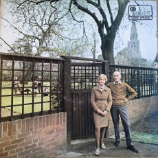 Fairport Convention / UNHALFBRICKING (1969) - photo by Eric Hayes