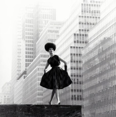 Simone d’Aillencourt by Horst P. Horst (1962)