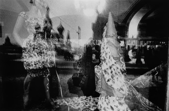 Moscow, GUM by William Klein (1960)