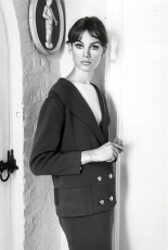 Jean Shrimpton by Campbell McCallum (1965)