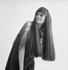 Twiggy by Mike McKeown (1967)