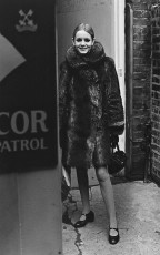 Twiggy by Lewis Morley (1965)