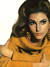 Benedetta Barzini by Irving Penn (1964)