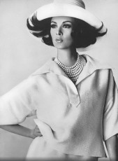 Wilhelmina Cooper by Irving Penn (1963)