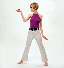 Twiggy by Paul Popper (1966)
