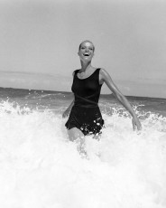 Veruschka by Franco Rubartelli (1968) / Brazil