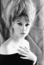 Pattie Boyd by Eric Swayne (1963)