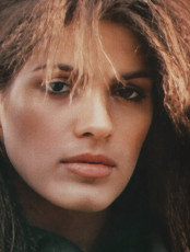 #<a href="/?page_id=50550" target="_blank">Gia Carangi</a>