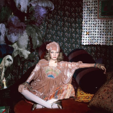 Twiggy by Justin de Villeneuve (1973)