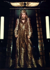 Twiggy in Biba's Kensington store by Justin de Villeneuve (1971)