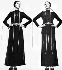 Twiggy, Pattie Boyd by Justin de Villeneuve (1969)