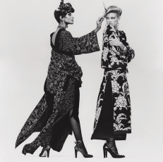 Lisa Taylor, Beverly Johnson by Albert Watson (1977)
