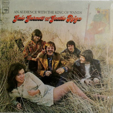 Gale Garnett And The Gentle Reign / AN AUDIENCE WITH THE KING OF WANDS (1968) - photo by Guy Webster