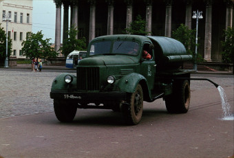 Жак Дюпакье - Минск, Центральная площадь / 1964