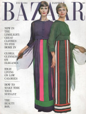 Isabella Albonico, Iris Bianchi by Melvin Sokolsky / Harper's Bazaar USA (1963.07)