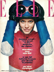 Susan Schoenberg by Andre Carrara / Elle FRA (1968.02)