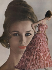 Anna Carin Bjorck by Jerry Schatzberg / Vogue USA (1960.04/2)