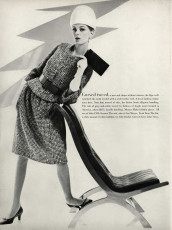 Simone d'Aillencourt by Karen Radkai / Vogue USA (1962.07)