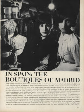 Ana Mari Abascal, Naty Abascal by Henry Clarke (Vogue USA 1964.03/2)