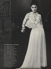 Mirella Petteni by Gordon Parks / Vogue USA (1965.03)