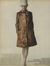 Benedetta Barzini by Irving Penn (Vogue USA 1966.07)
