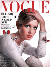 Twiggy by Henry Clarke / Vogue FRA (1967.05)