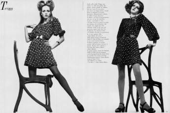 Twiggy by Justin de Villeneuve / Vogue ITA (1969.05)