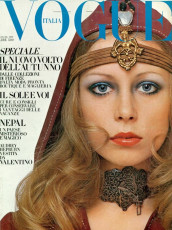 Pattie Boyd by Justin de Villeneuve / Vogue ITA (1969.07-08)