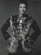 Susan Schoenberg by Richard Avedon (Vogue USA 1969.11)