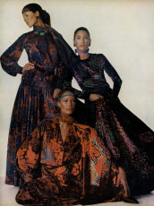 Benedetta Barzini, Editha Dussler, Moyra Swan by Irving Penn (Vogue USA 1969.11/2)